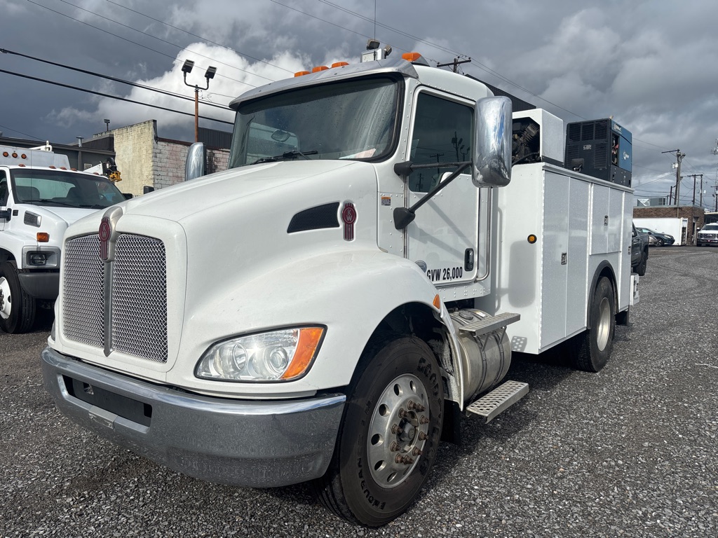 2016 Kenworth T3 Series photo 3