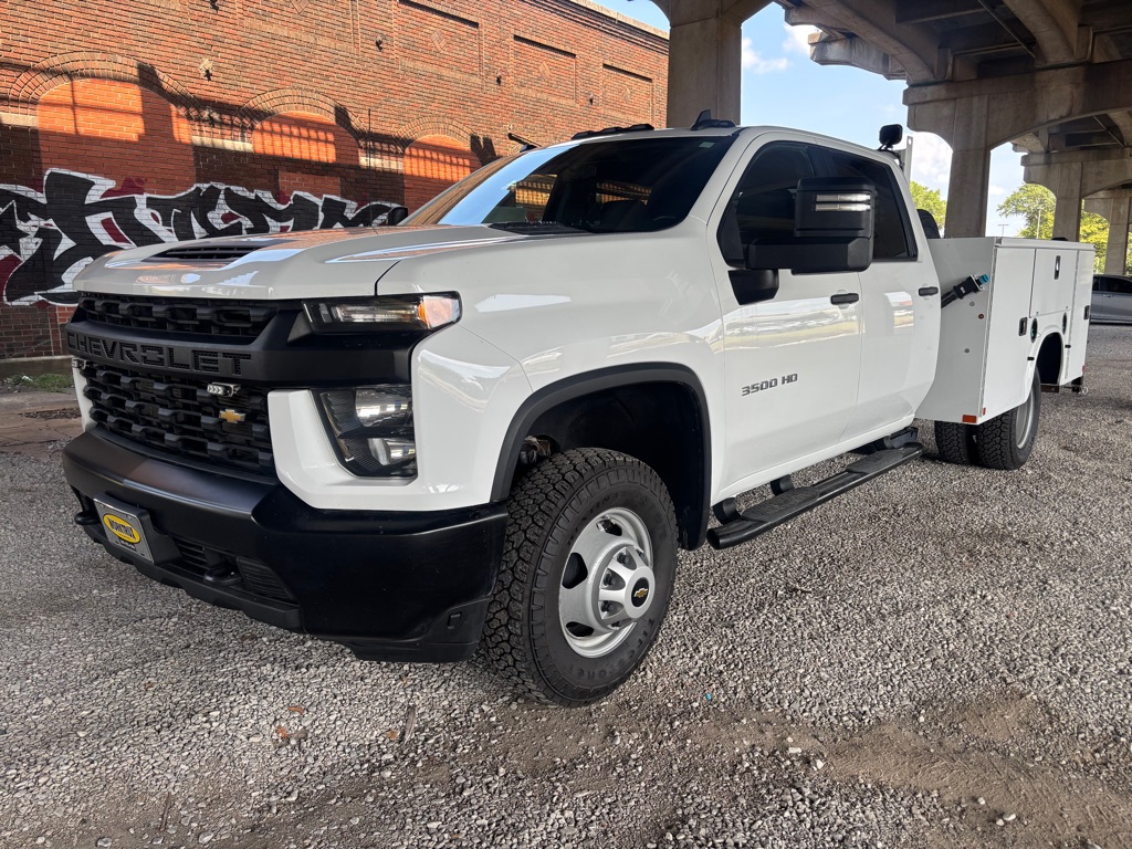 2023 Chevrolet Silverado 3500HD photo 4