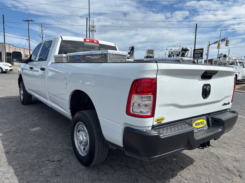 2024 Ram 2500 Tradesman photo 2