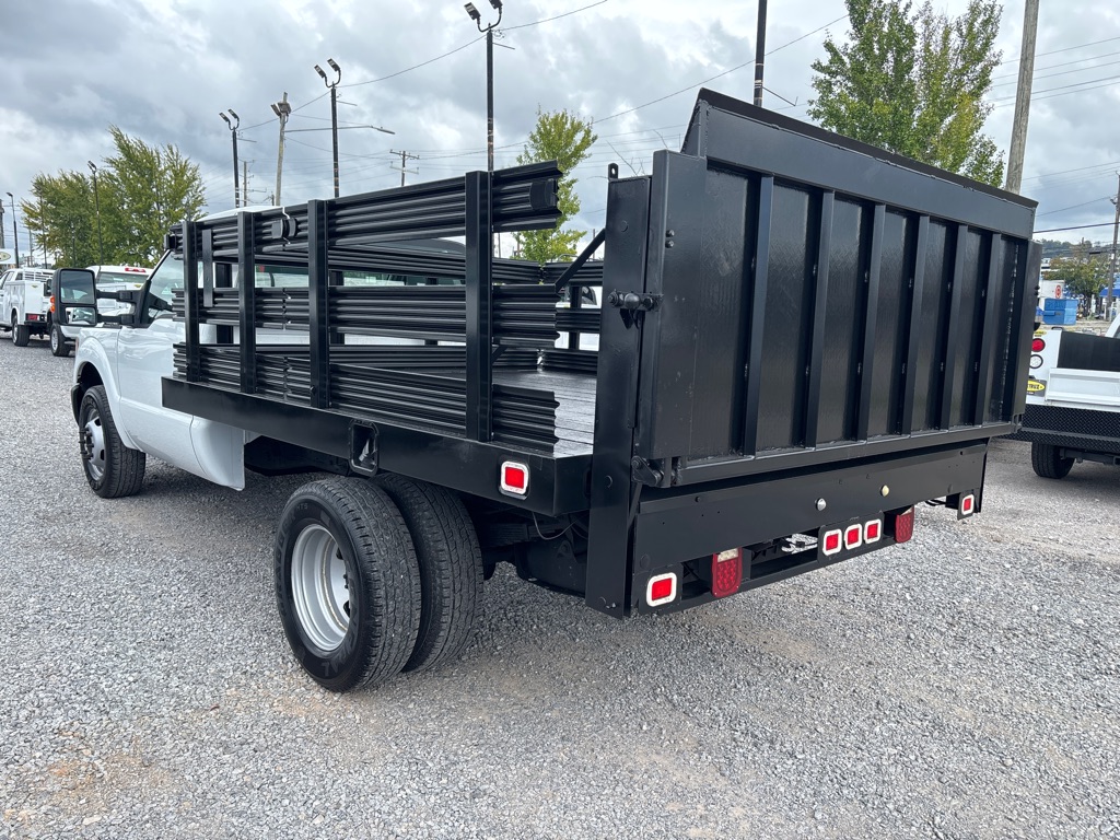 2016 Ford F-350 photo 2