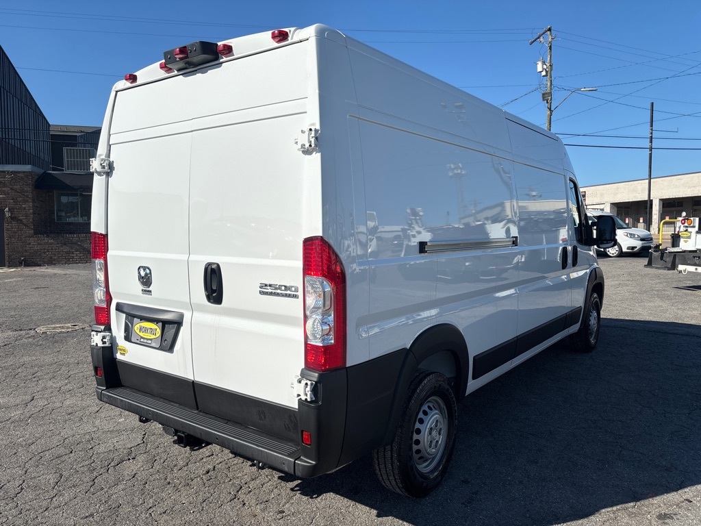 2024 Ram ProMaster 2500 photo 4