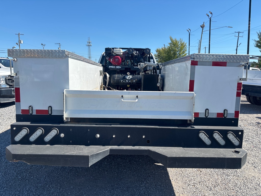 2021 Chevrolet Silverado 3500HD photo 4