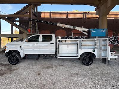 Used 2022 Chevrolet Silverado 6500 - photo 1