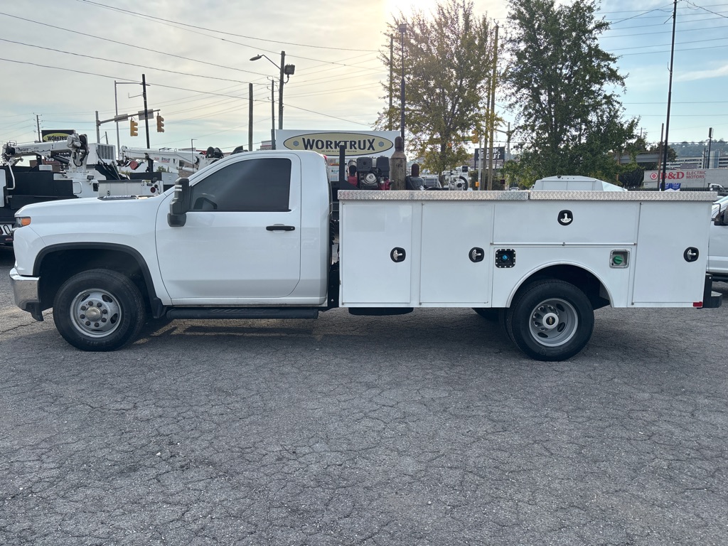 2021 Chevrolet Silverado 3500HD photo 3