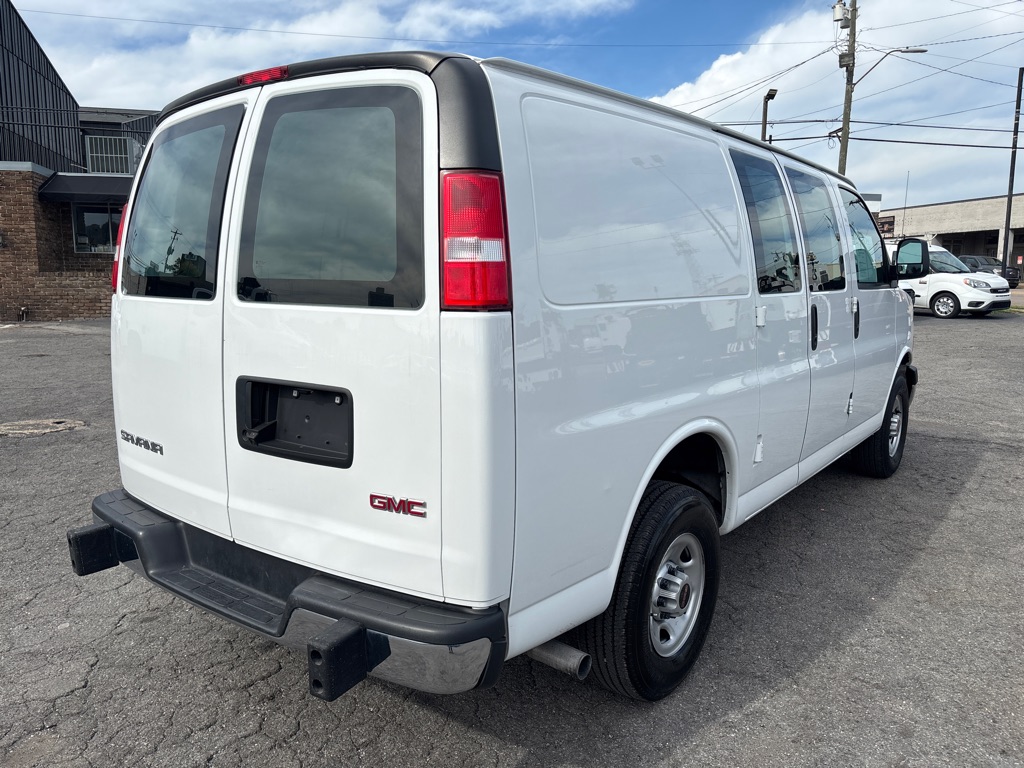 2023 Gmc Savana 2500 Base photo 4
