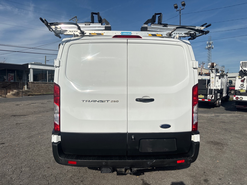 2021 Ford Transit photo 4