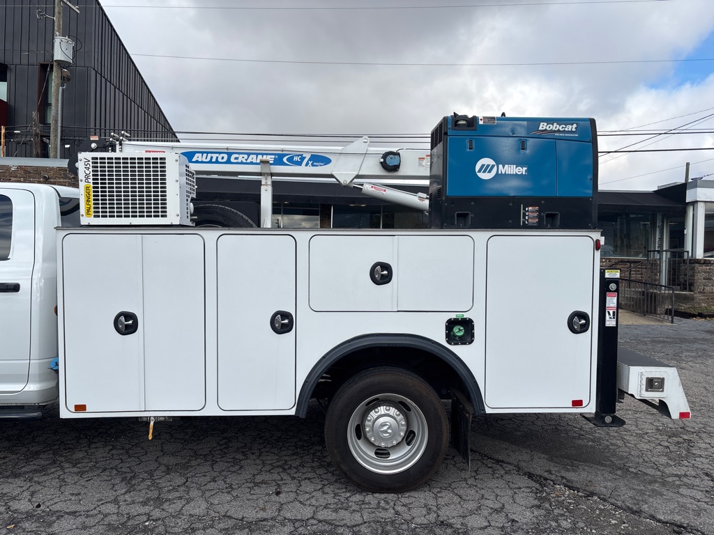 2022 Ram 5500 photo 3