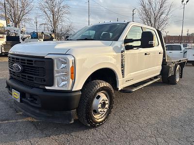 2023 Ford F-350 Super Duty Chassis Cab XL's photo