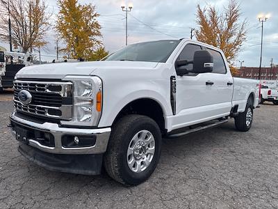 2023 Ford F-350 Super Duty XLT's photo