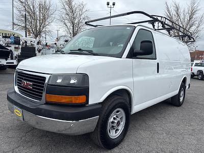 Used 2015 GMC Savana 2500 - photo 1