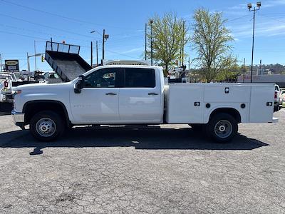 Used 2022 Chevrolet Silverado 3500 - photo 1