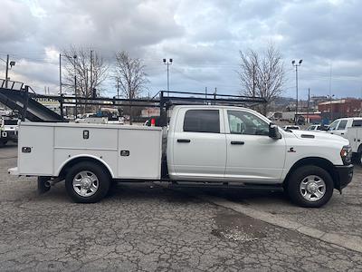 Used 2023 Ram 3500 - photo 1