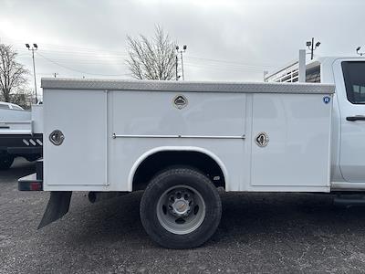 Used 2024 Chevrolet Silverado 3500 - photo 1