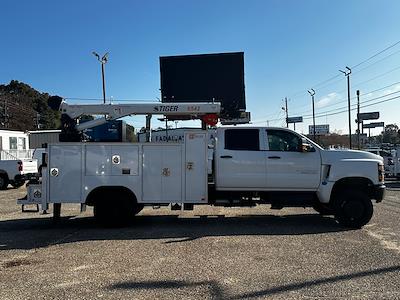Used 2022 Chevrolet Silverado 6500 - photo 1