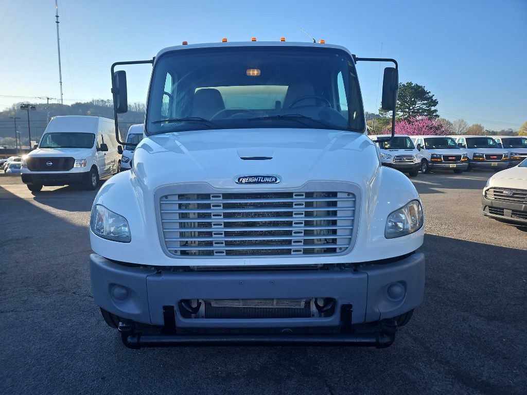 2018 Freightliner M2 106 Medium Duty photo 4