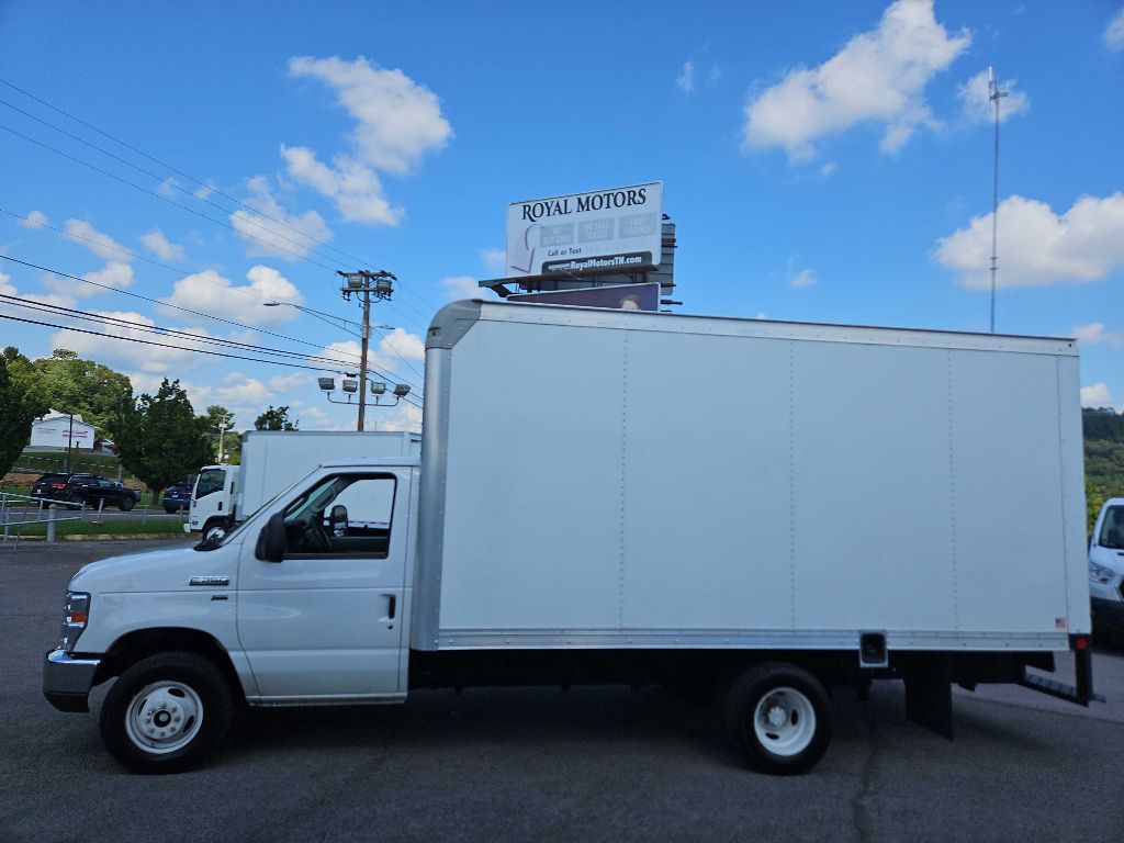 2019 Ford E-Series Cutaway