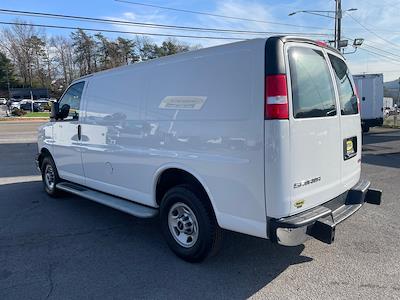 Used 2024 GMC Savana 2500 - photo 1
