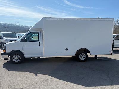 Used 2019 Chevrolet Express 3500 - photo 1