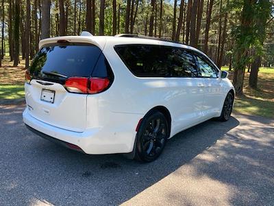 2020 Chrysler Pacifica FWD Minivan for sale #M14822D - photo 2