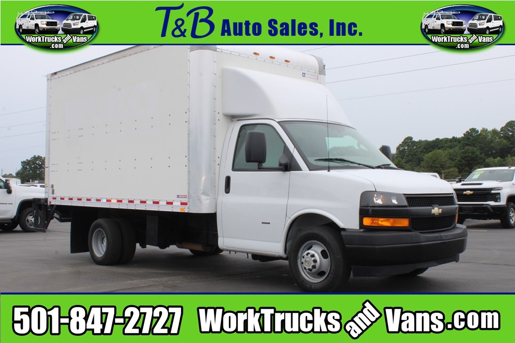 Used 2018 Chevrolet Express 3500 Box Van for sale in Bryant, AR