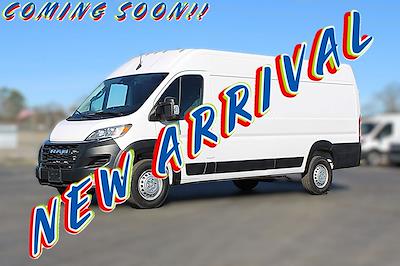 Used 2023 Ram ProMaster 2500 - photo 1