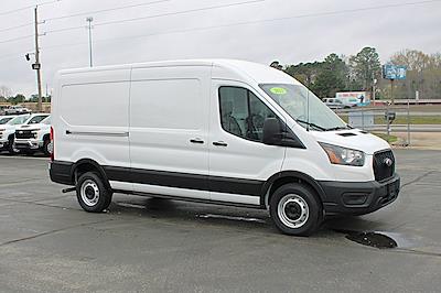 Used 2023 Ford Transit 250 - photo 1