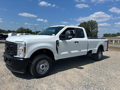 Used 2025 Ford F-250 - photo 1
