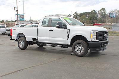 Used 2025 Ford F-250 - photo 1