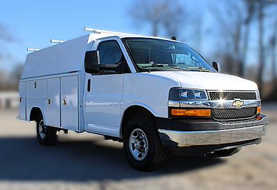Used 2021 Chevrolet Express 3500 - photo 1