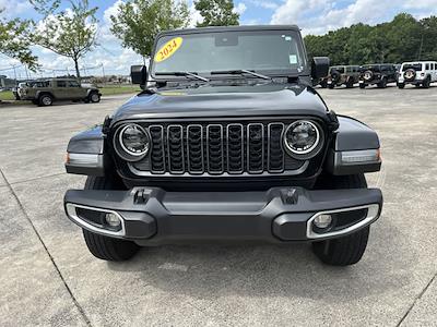 2024 Jeep Gladiator Crew Cab 4WD Pickup for sale #302579A - photo 2