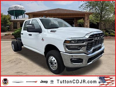 2025 Ram 3500 Crew Cab DRW 4WD Cab Chassis for sale #302699 - photo 1