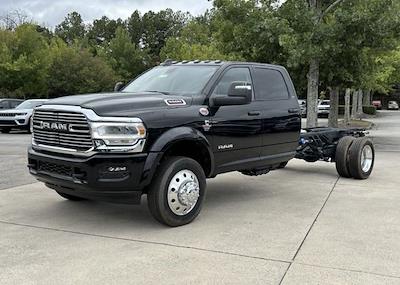 2025 Ram 5500 Crew Cab DRW 4WD Cab Chassis for sale #302706 - photo 2
