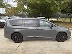 Used 2022 Chrysler Pacifica Limited Minivan for sale #302907B - photo 6