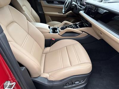 Used 2024 Porsche Cayenne Coupe - photo 1