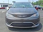 Used 2017 Chrysler Pacifica Touring L Minivan for sale #T25475A - photo 4