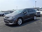 Used 2017 Chrysler Pacifica Touring L Minivan for sale #T25475A - photo 5