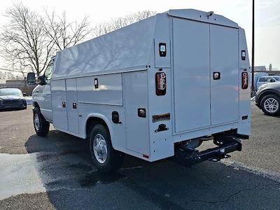 New 2025 Ford E-350 - photo 1