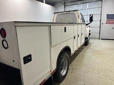 Used 2005 GMC TopKick C4500 Regular Cab 4WD Service Truck for sale #7386 - photo 2