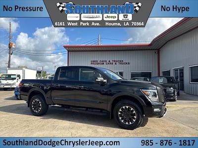 2023 Nissan Titan Crew Cab AWD Pickup for sale #4T0262C - photo 1