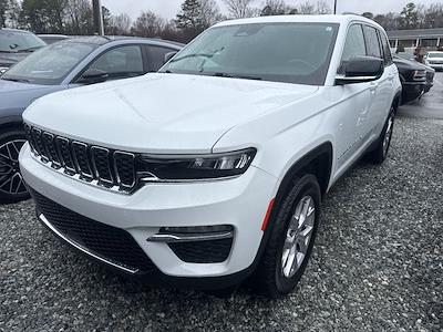 Used 2022 Jeep Grand Cherokee - photo 1