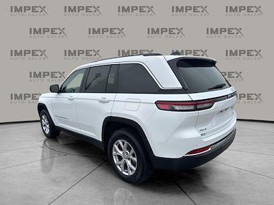 Used 2022 Jeep Grand Cherokee - photo 1
