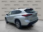 Used 2022 Toyota Highlander XLE SUV for sale #1CT21000A - photo 2
