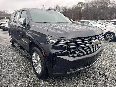Used 2023 Chevrolet Suburban - photo 1