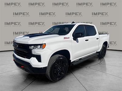 Used 2025 Chevrolet Silverado 1500 LT Crew Cab for sale #1CT3812 - photo 1