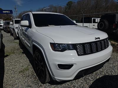 Used 2019 Jeep Grand Cherokee - photo 1