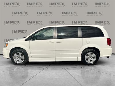 Used 2013 Dodge Grand Caravan SE Minivan for sale #1DV0946 - photo 2