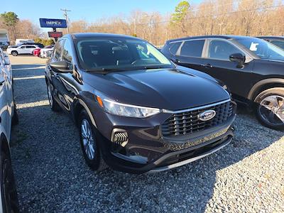 Used 2023 Ford Escape - photo 1