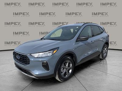Used 2025 Ford Escape - photo 1