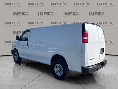 Used 2019 Chevrolet Express 2500 - photo 1