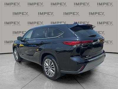 Used 2021 Toyota Highlander Platinum AWD SUV for sale #1HT2045A - photo 2